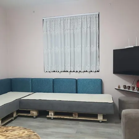 Apartment Topleci *